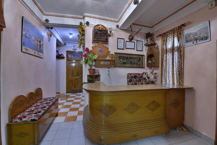 Hotel Ashish Inn Kandaghat Екстер'єр фото